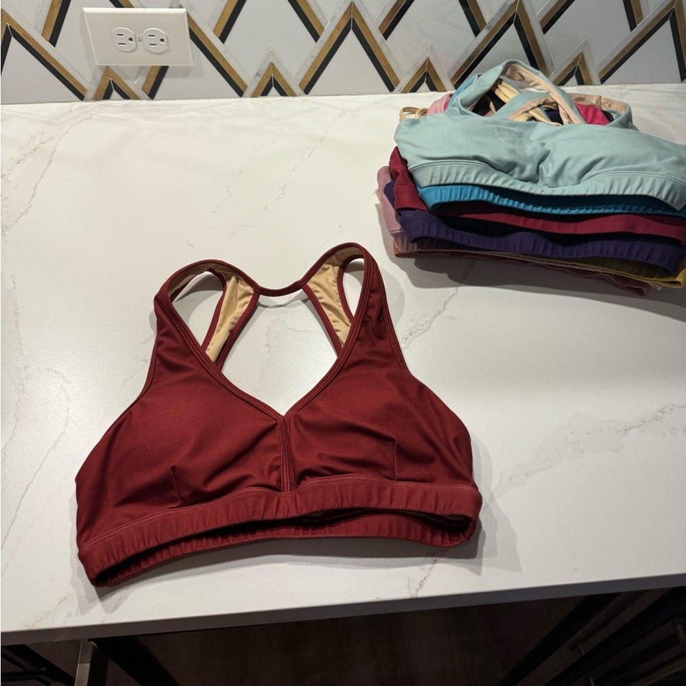 Niyama Sol Sports Bra - Size S/M yoga crop top